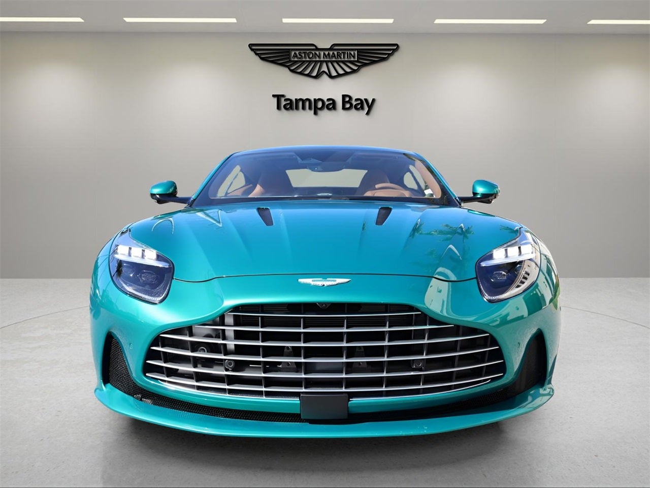 2025 Aston Martin DB12 Base