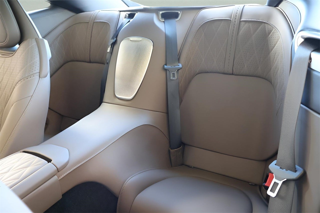 2025 Aston Martin DB12 Base