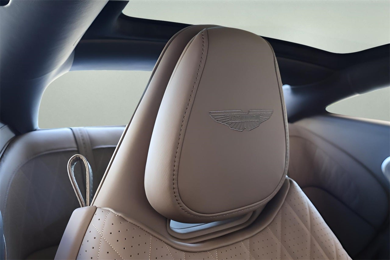 2025 Aston Martin DB12 Base