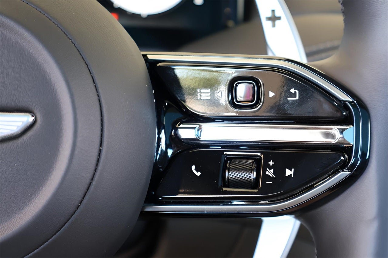 2025 Aston Martin DB12 Base