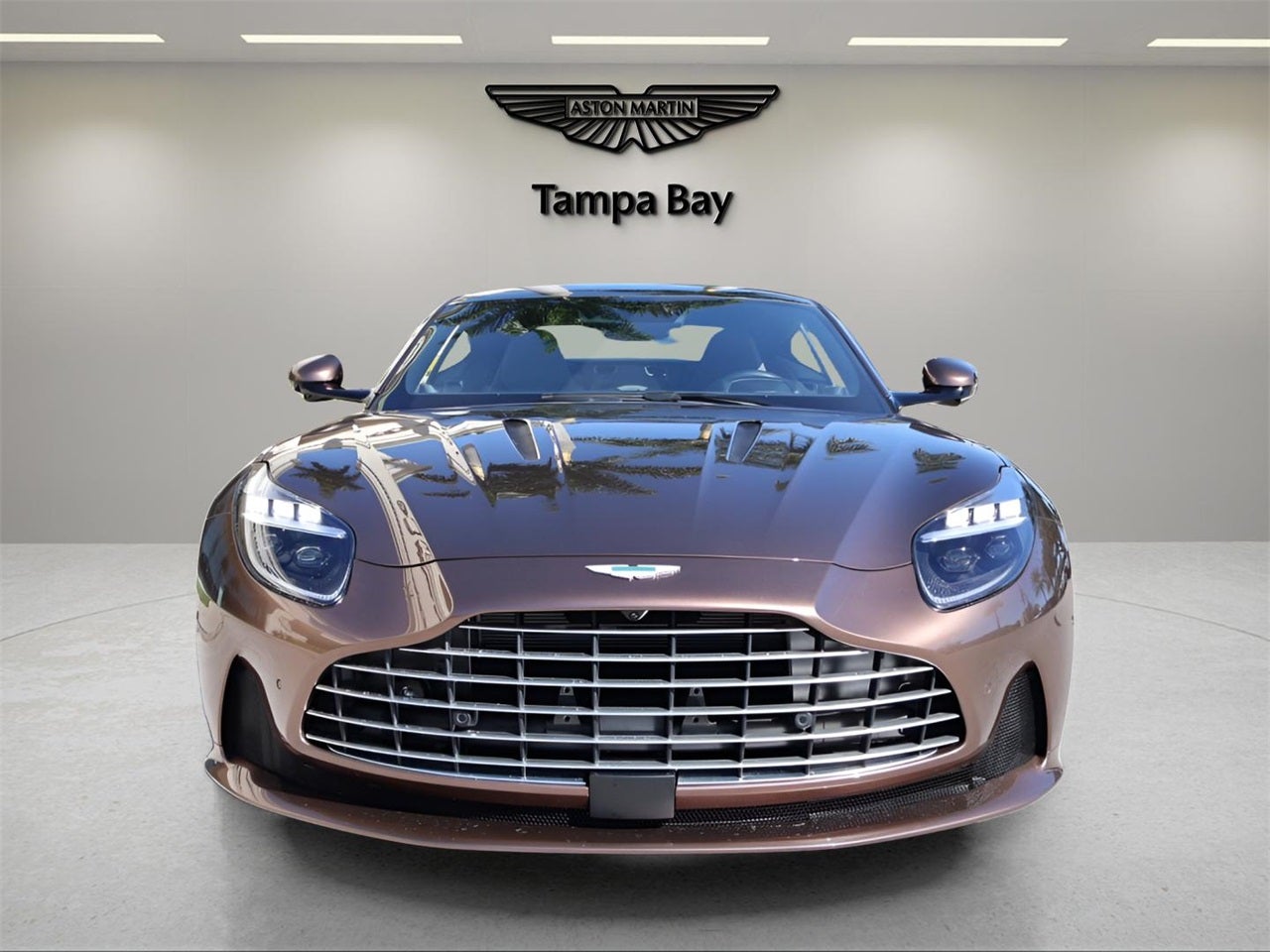 2025 Aston Martin DB12 Base