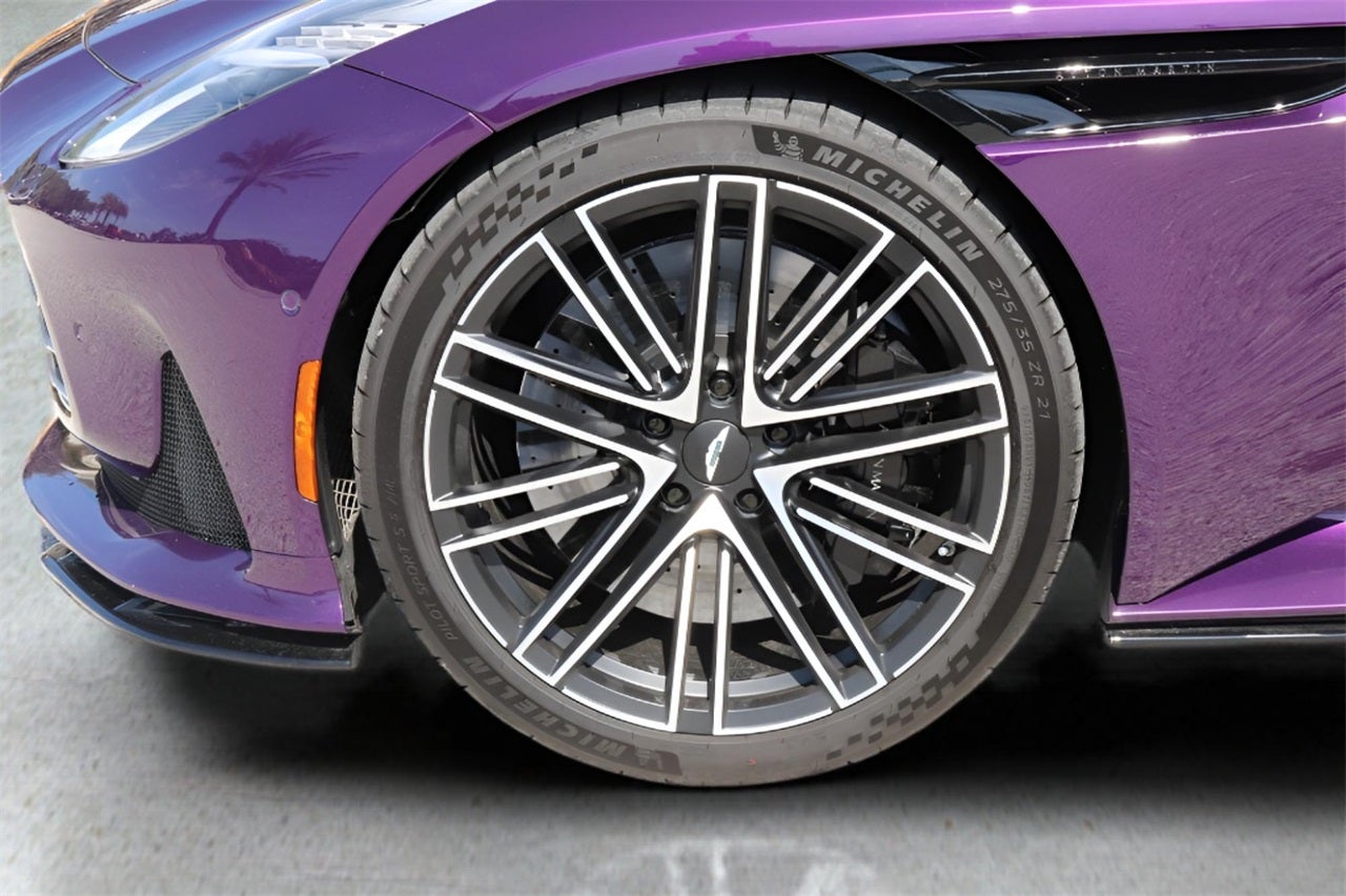 2024 Aston Martin DB12 Base