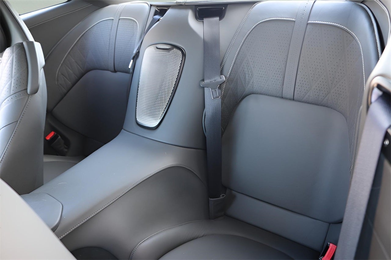 2024 Aston Martin DB12 Base