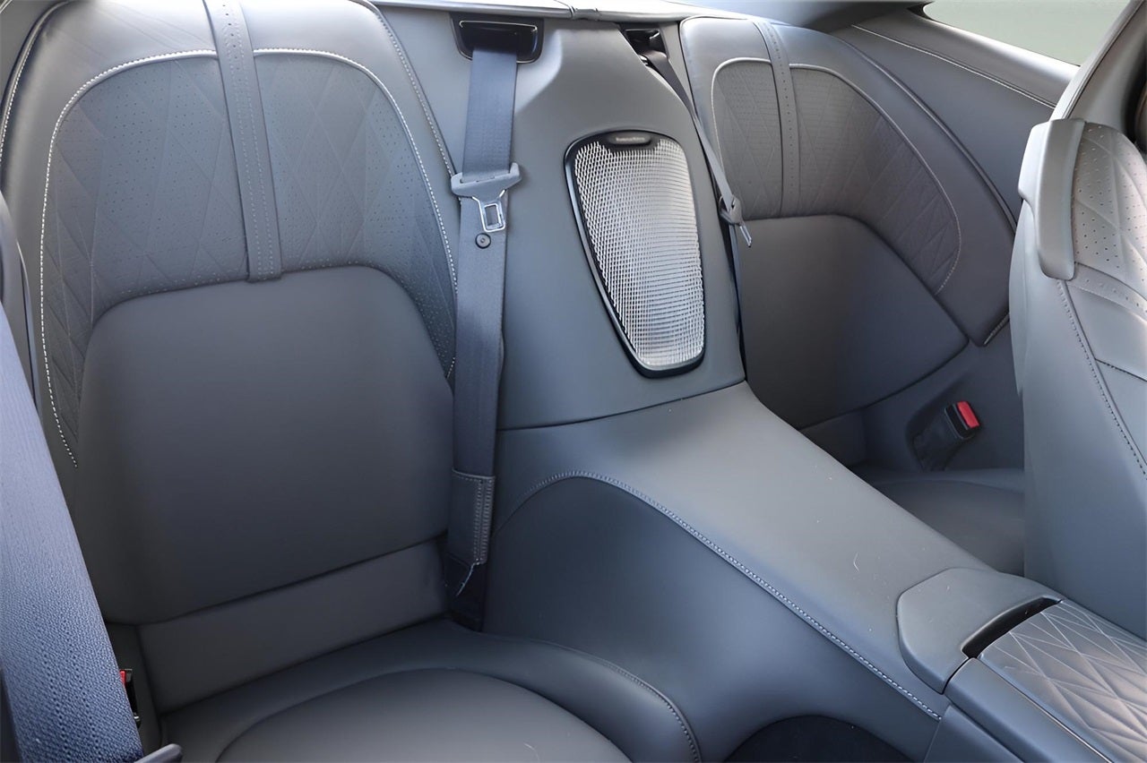 2024 Aston Martin DB12 Base