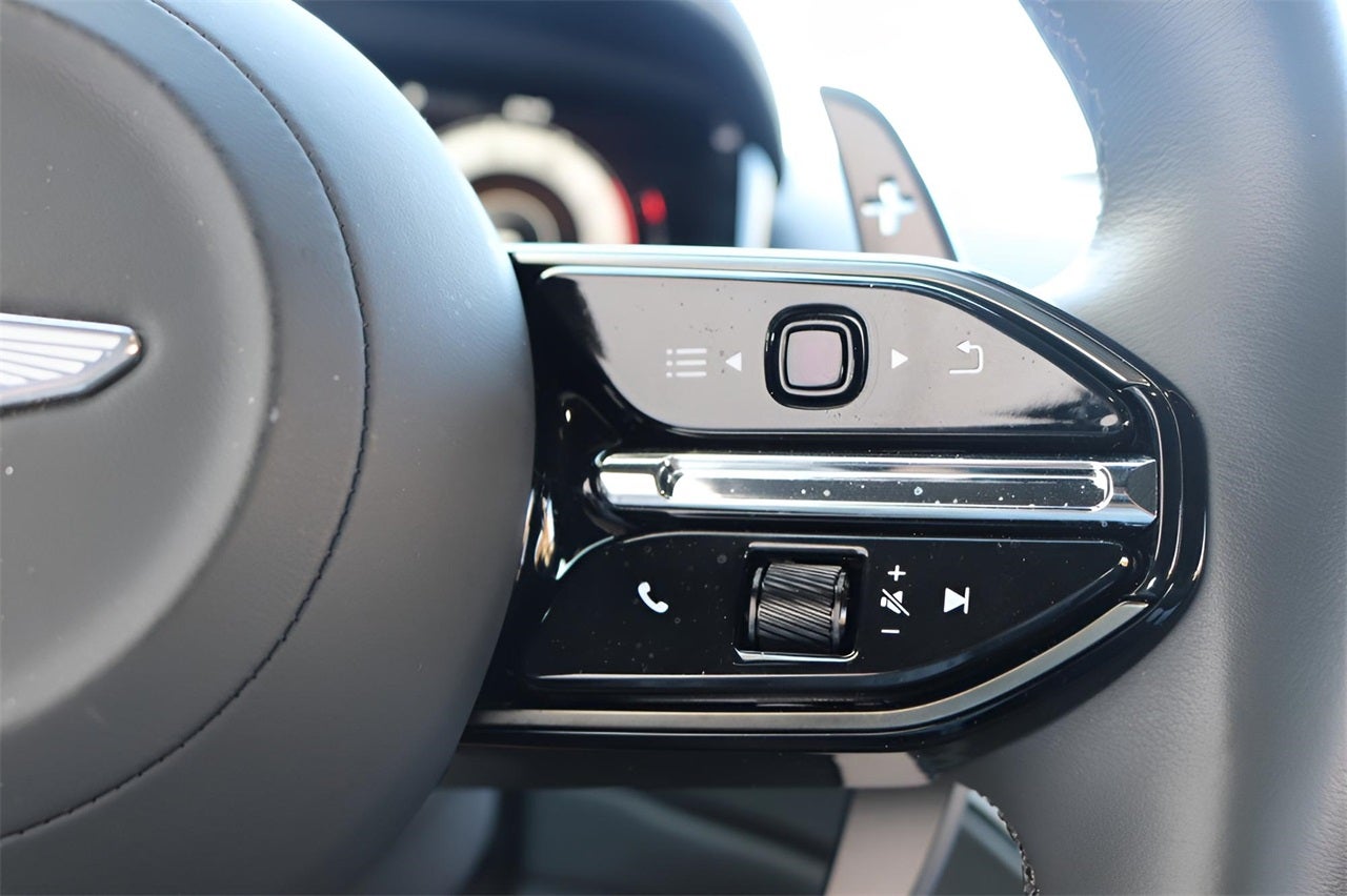 2024 Aston Martin DB12 Base