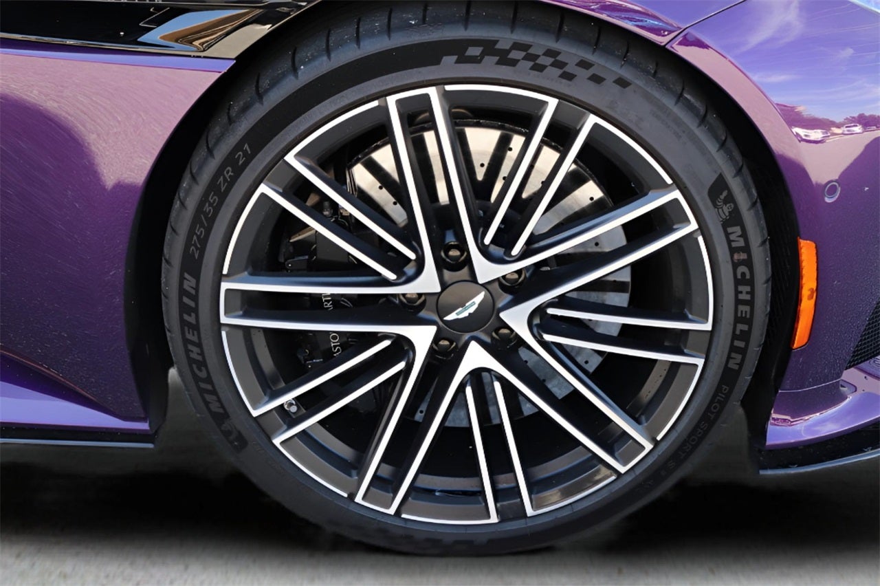 2024 Aston Martin DB12 Base