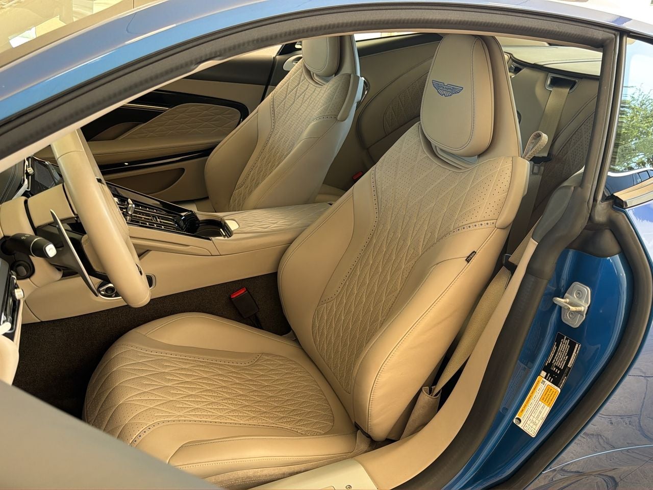 2024 Aston Martin DB12 Base