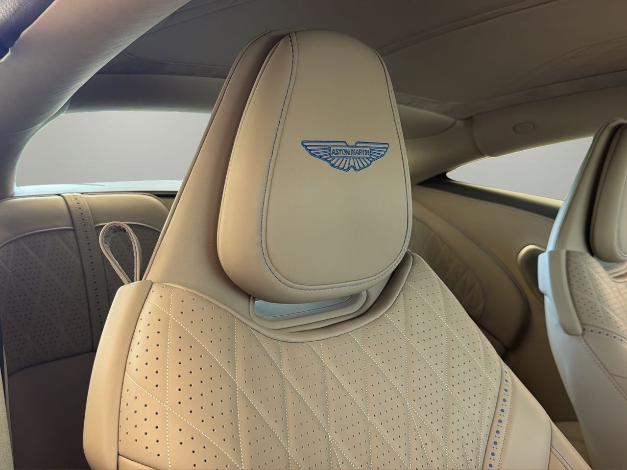2024 Aston Martin DB12 Base