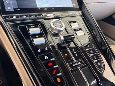 2024 Aston Martin DB12 Base