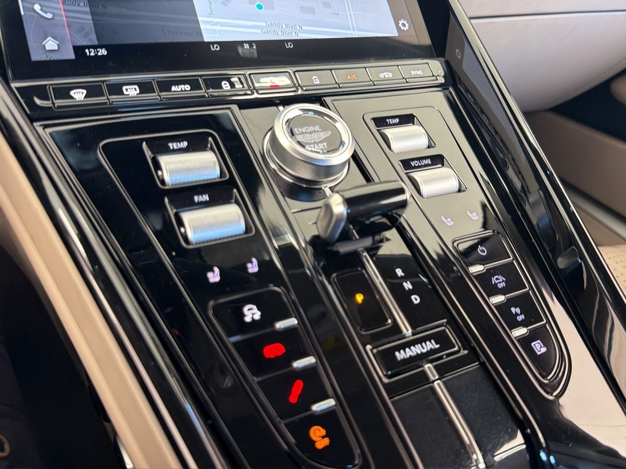 2024 Aston Martin DB12 Base