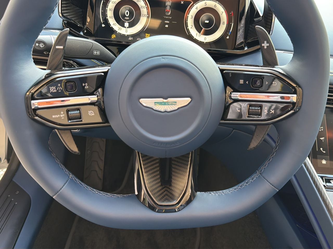 2026 Aston Martin DB12 Volante