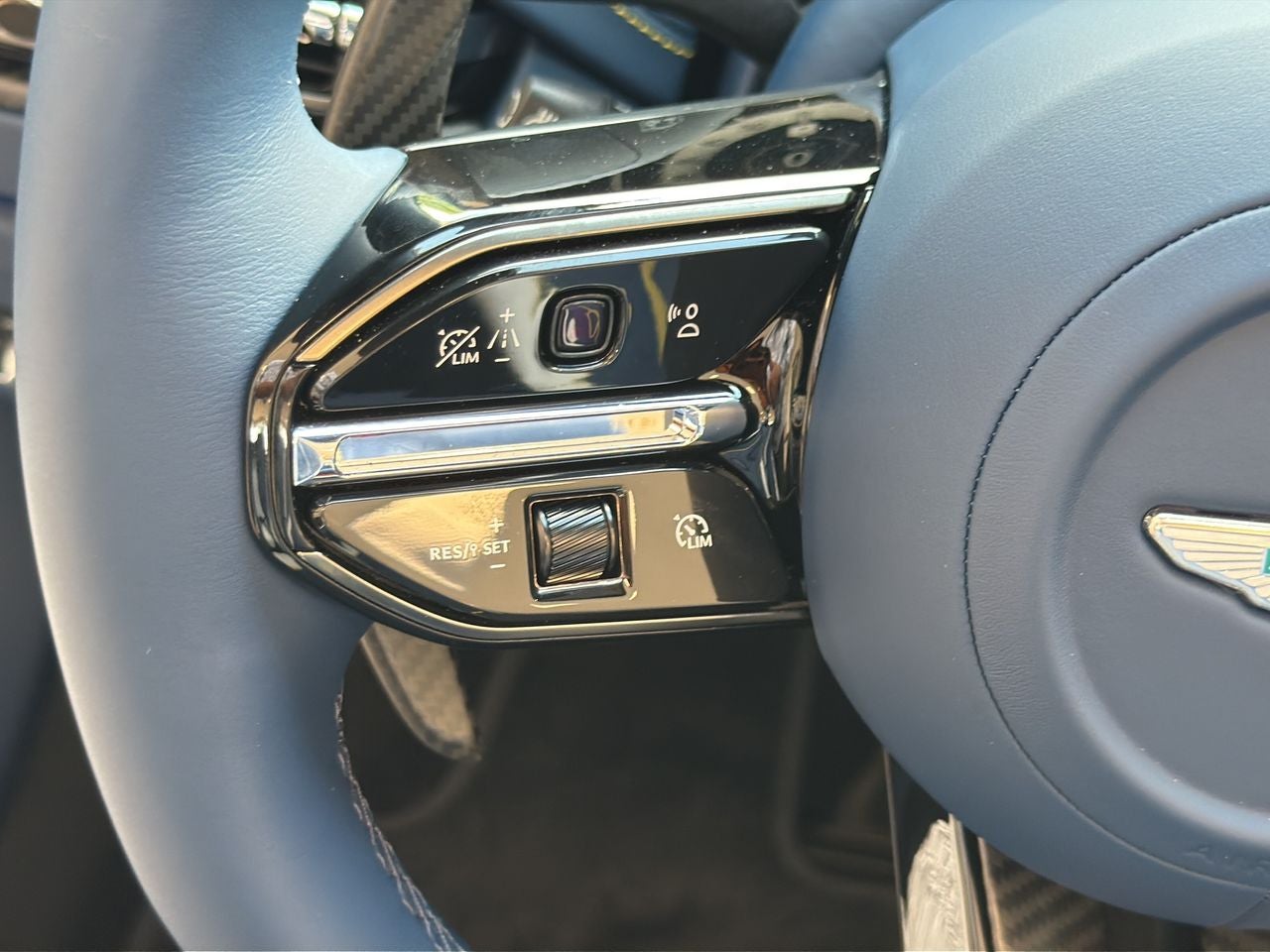 2026 Aston Martin DB12 Volante