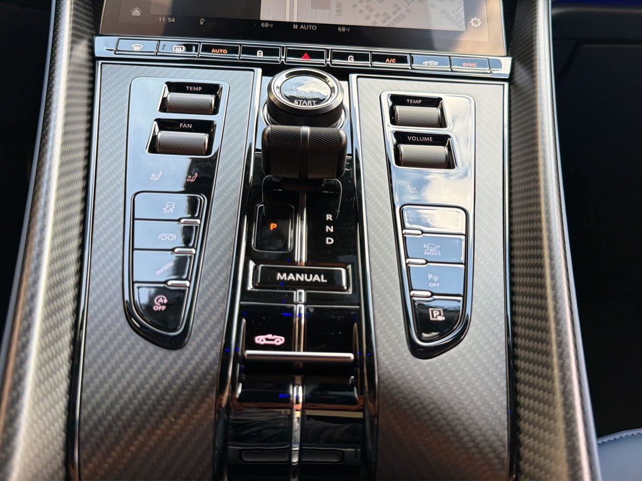 2026 Aston Martin DB12 Volante