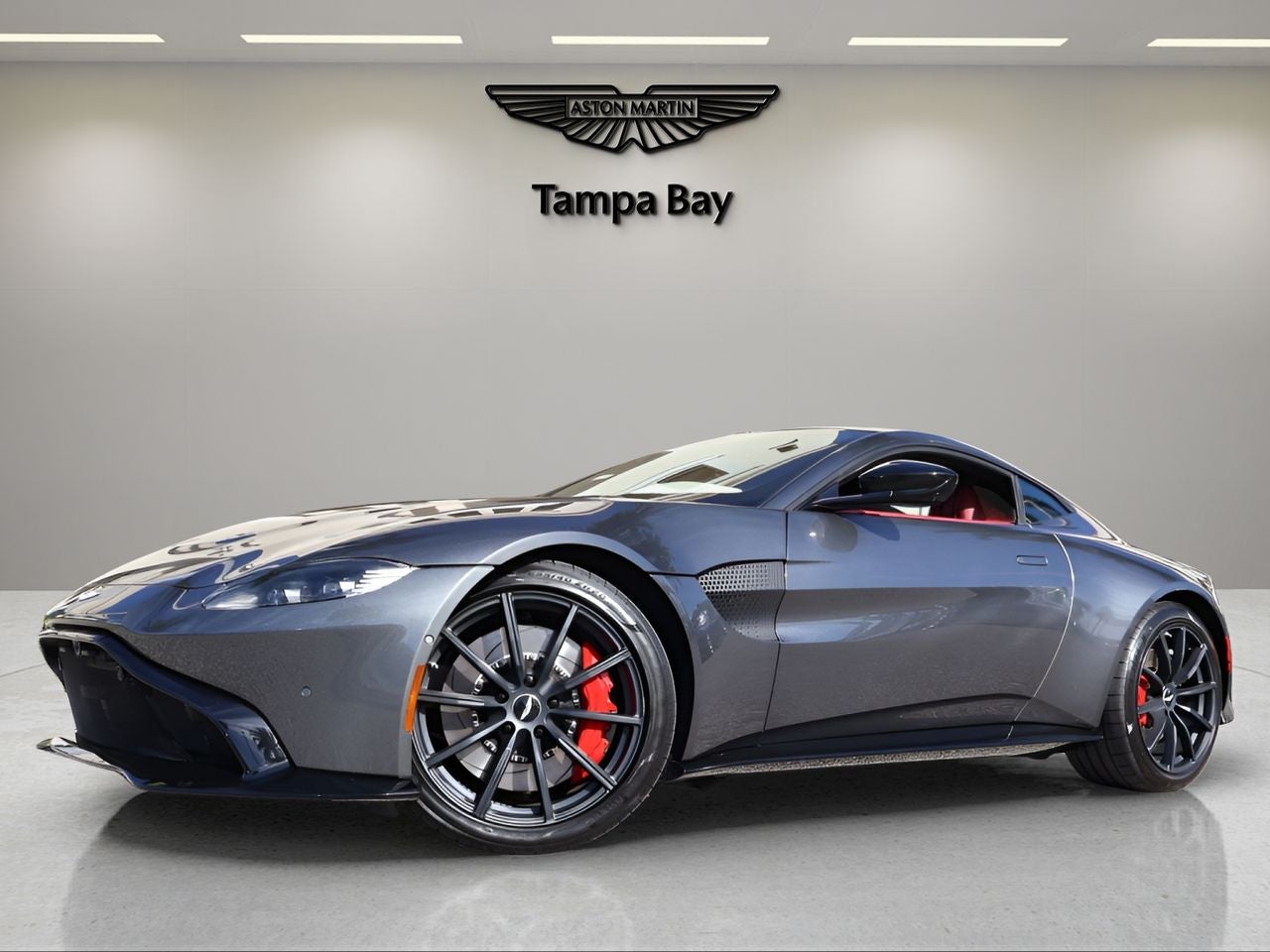 2020 Aston Martin Vantage Base