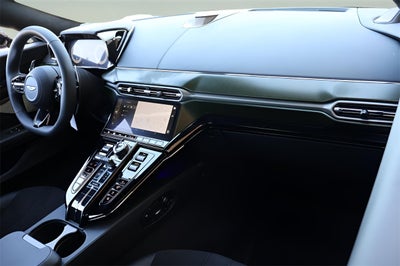 2025 Aston Martin Vantage Base