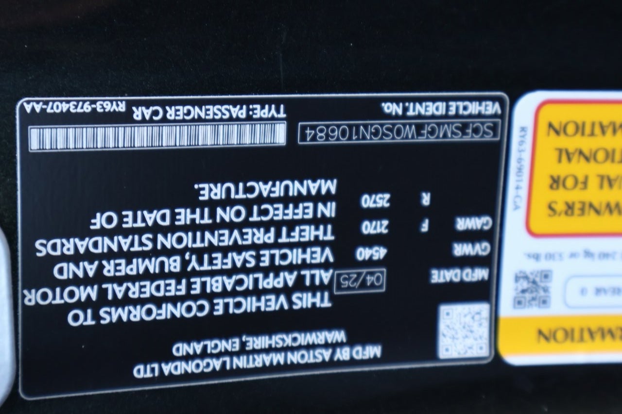 2025 Aston Martin Vantage Base