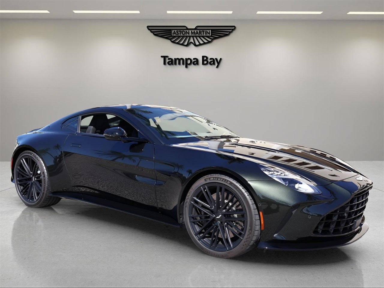 2025 Aston Martin Vantage Base