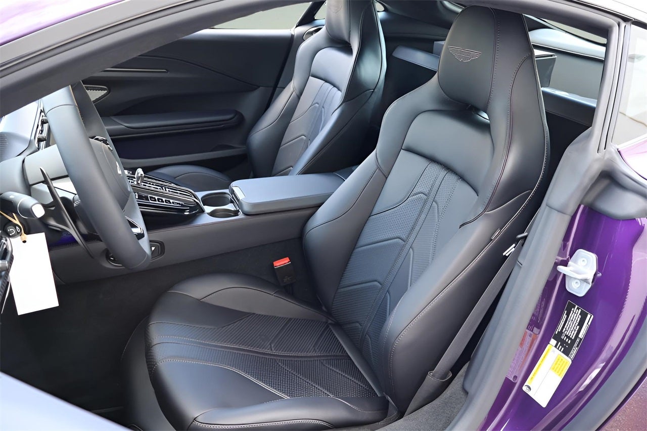 2026 Aston Martin Vantage Base