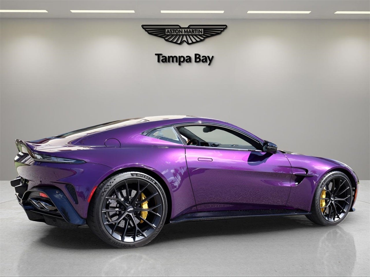 2026 Aston Martin Vantage Base