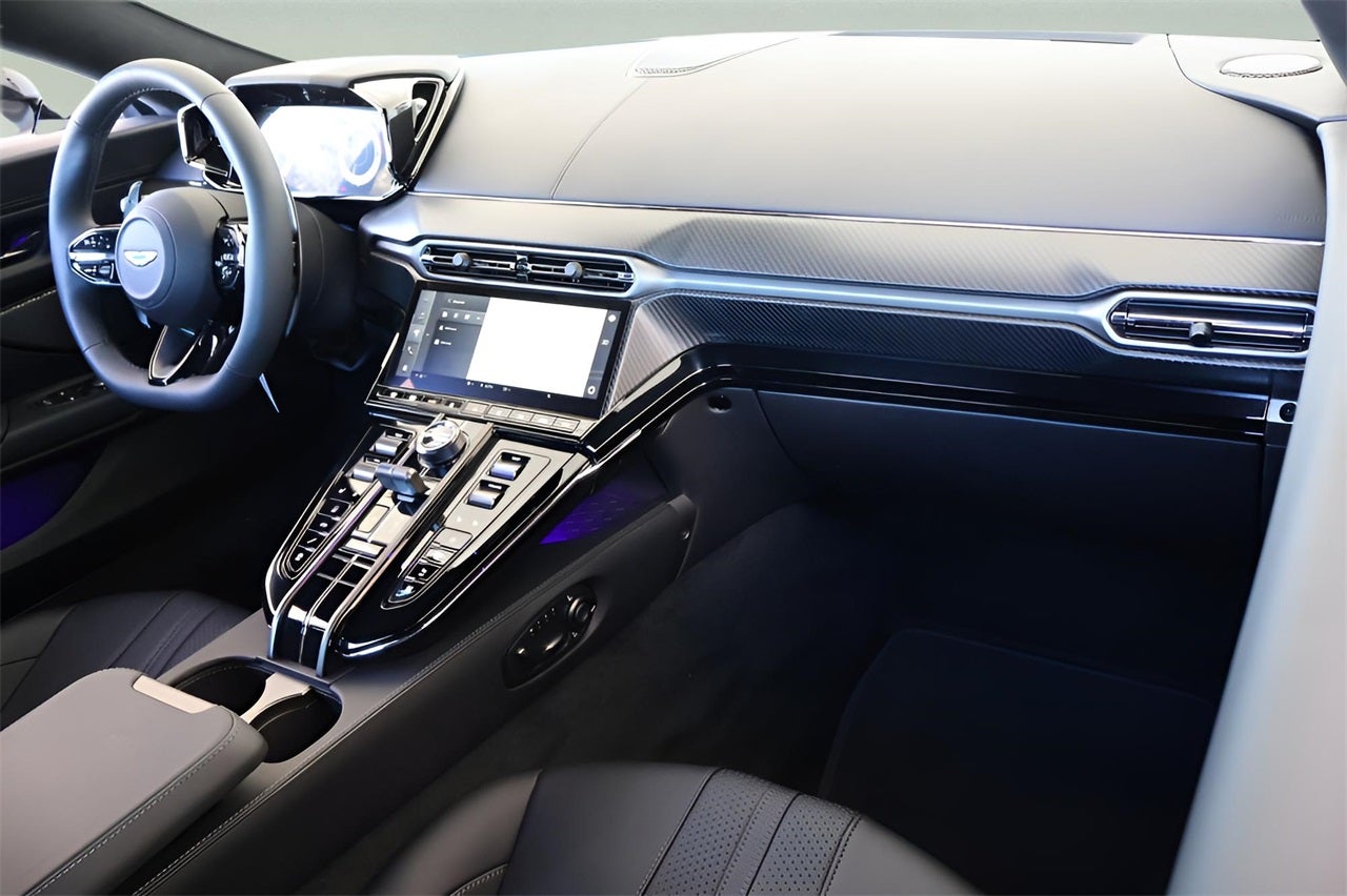 2026 Aston Martin Vantage Base