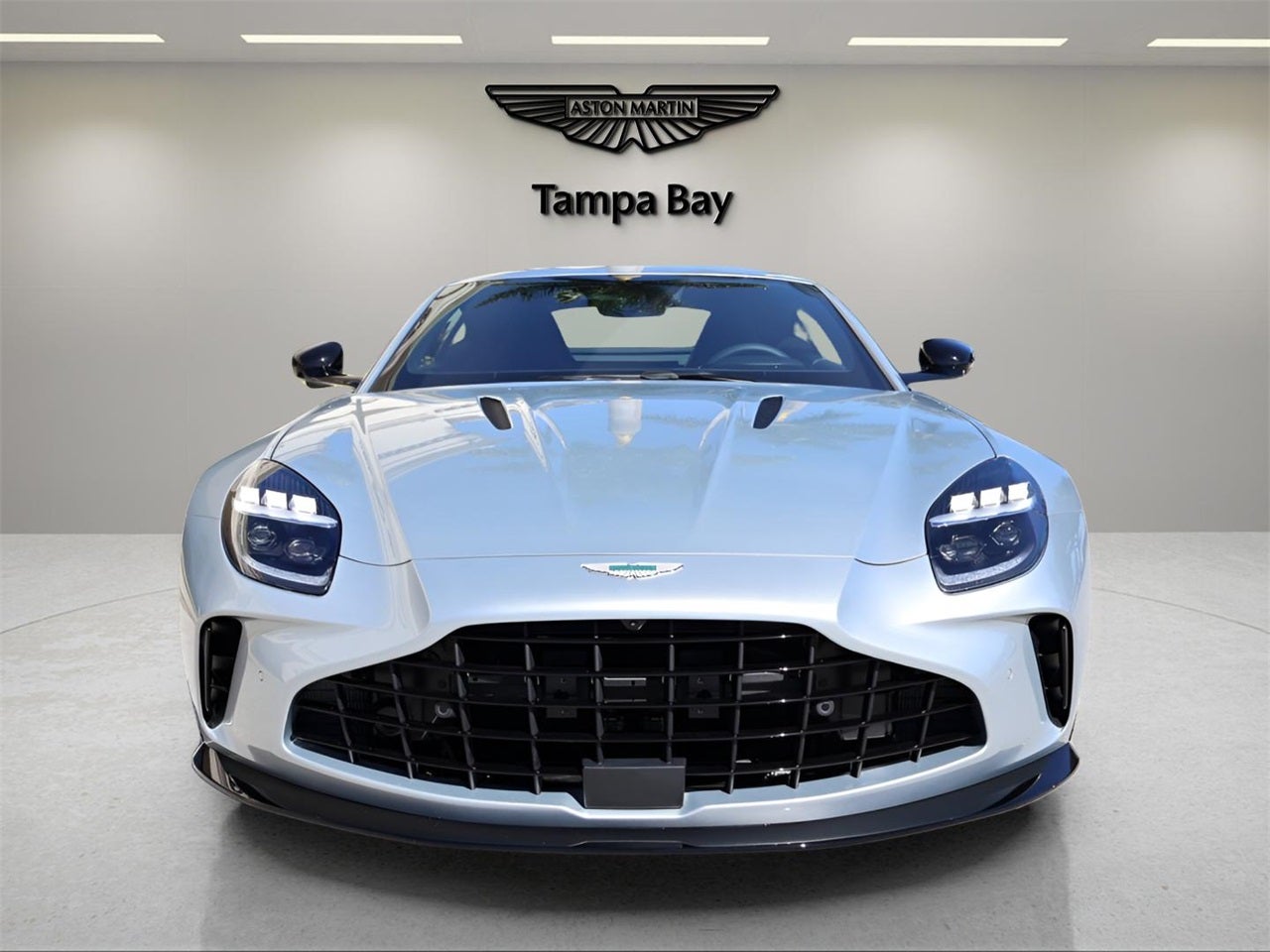 2026 Aston Martin Vantage Base