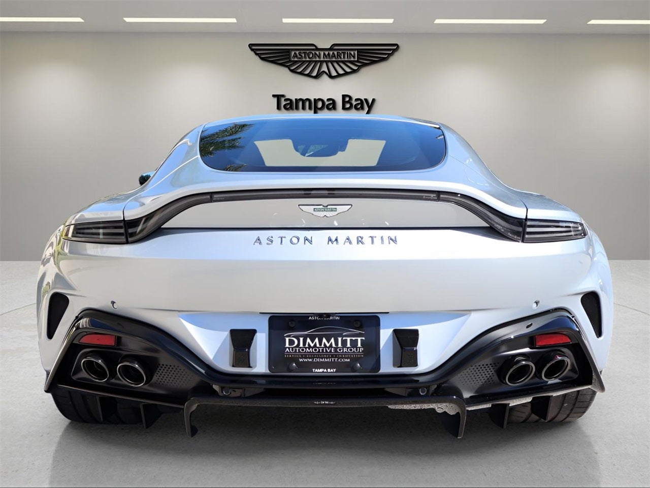 2026 Aston Martin Vantage Base