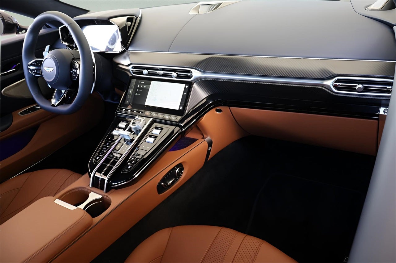 2026 Aston Martin Vantage Base