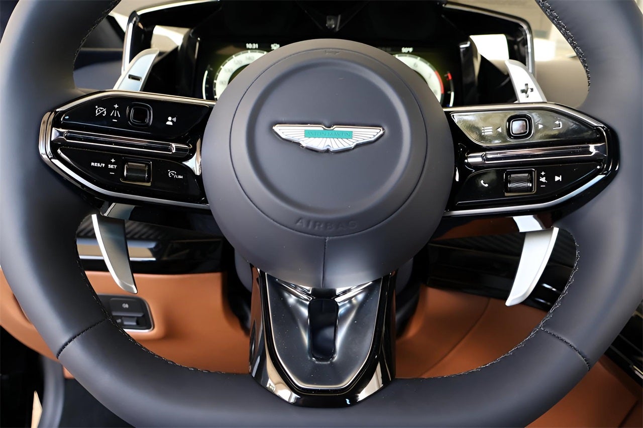 2026 Aston Martin Vantage Base