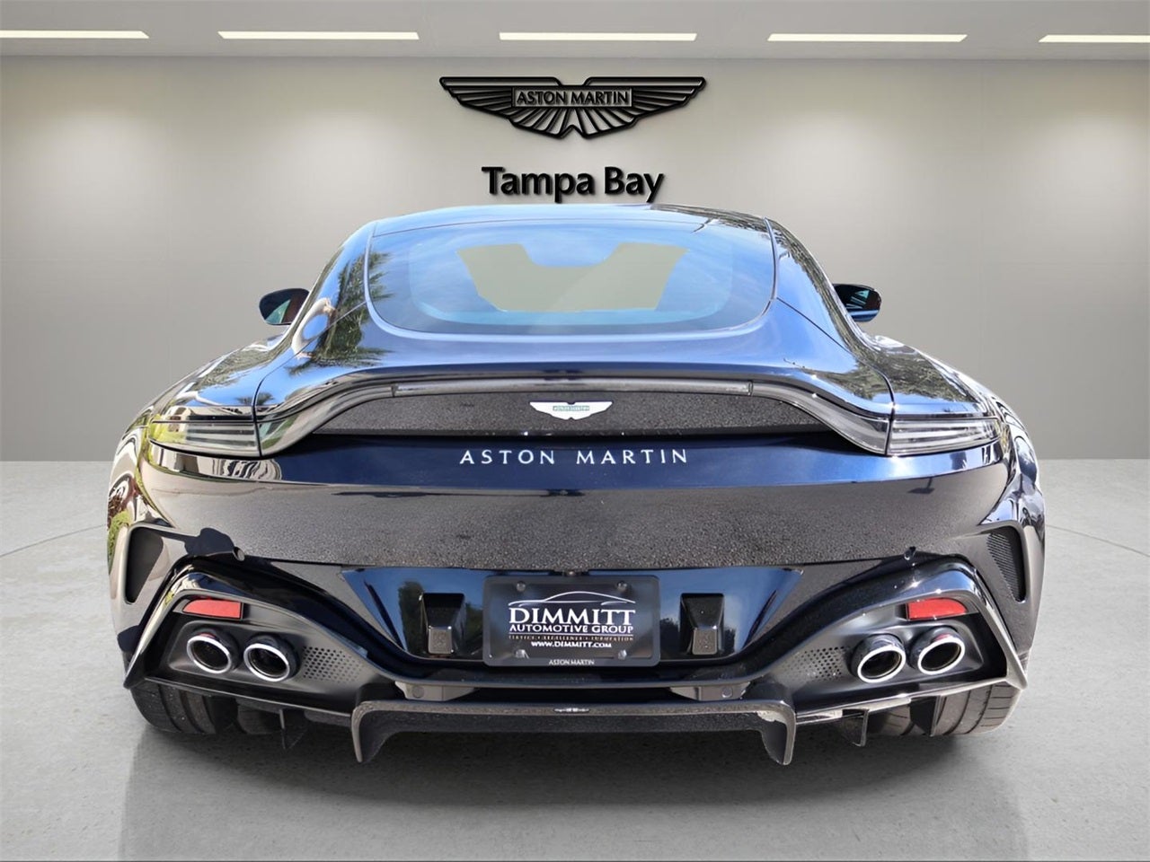 2026 Aston Martin Vantage Base