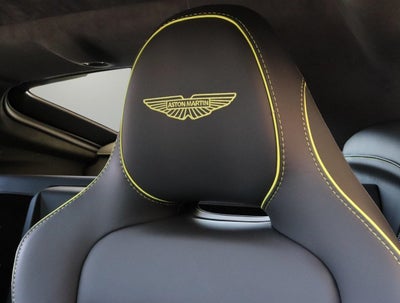 2025 Aston Martin Vantage Base
