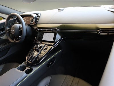 2025 Aston Martin Vantage Base