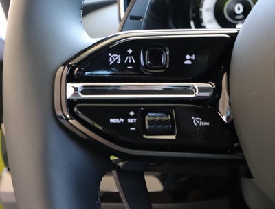 2025 Aston Martin Vantage Base