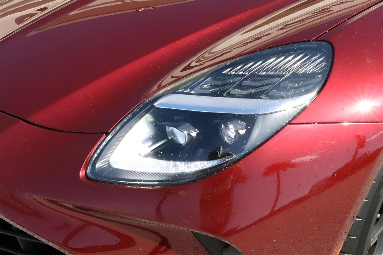 2026 Aston Martin Vantage Base