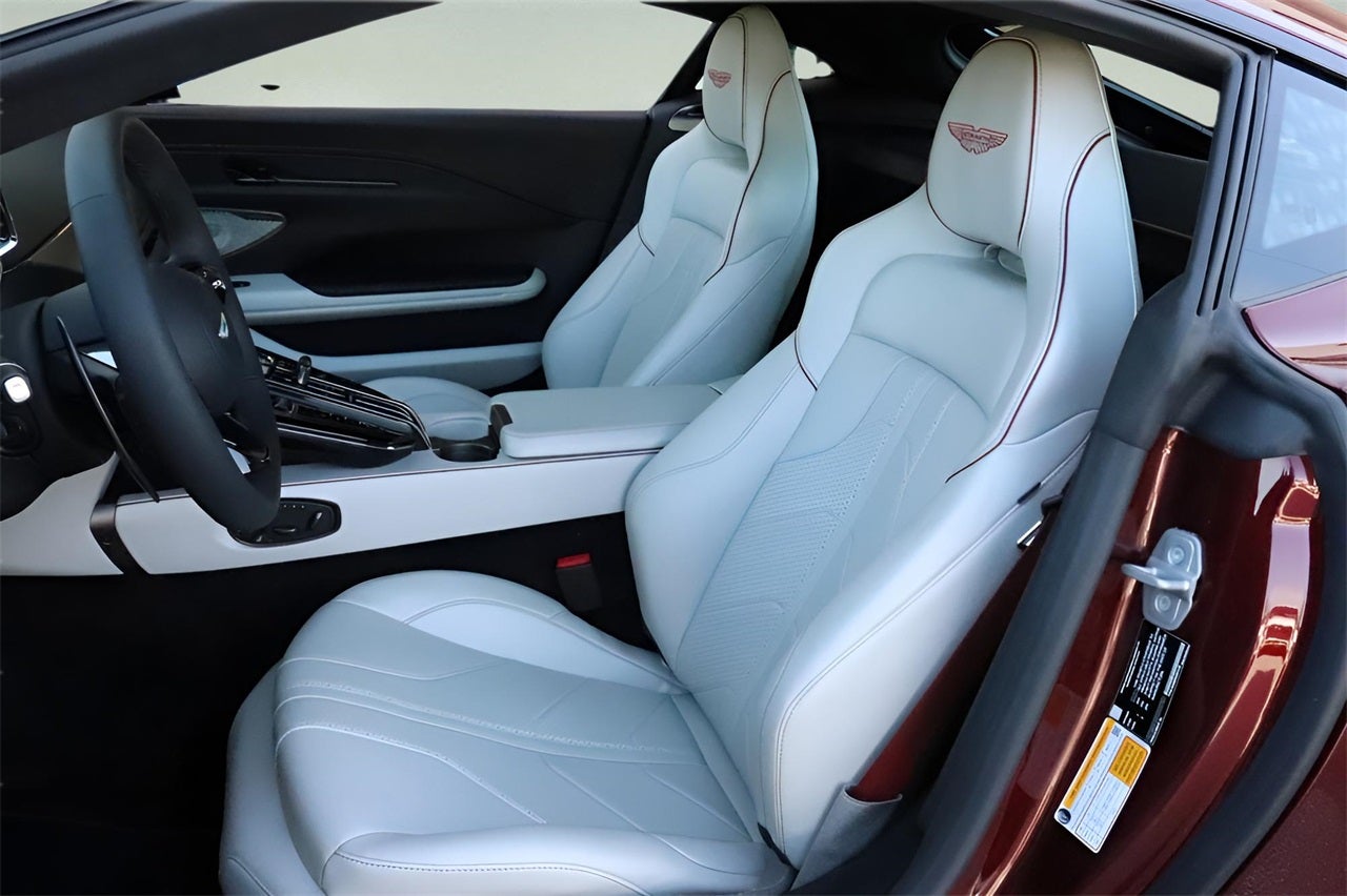 2026 Aston Martin Vantage Base