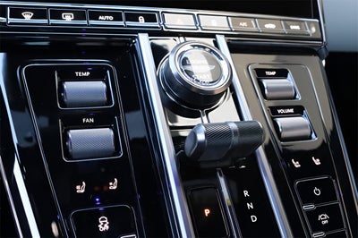 2026 Aston Martin Vantage Base