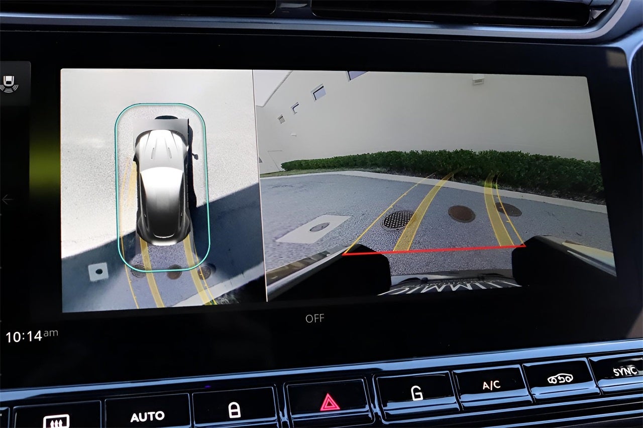 2026 Aston Martin Vantage Base