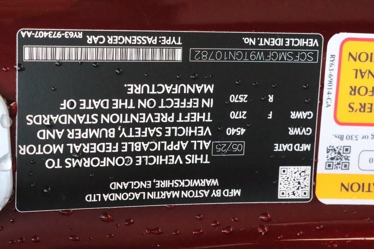 2026 Aston Martin Vantage Base