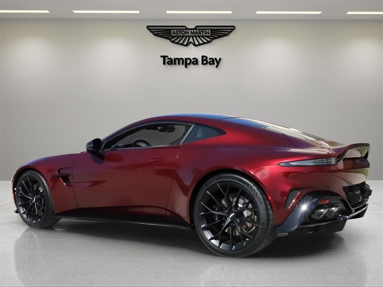 2026 Aston Martin Vantage Base