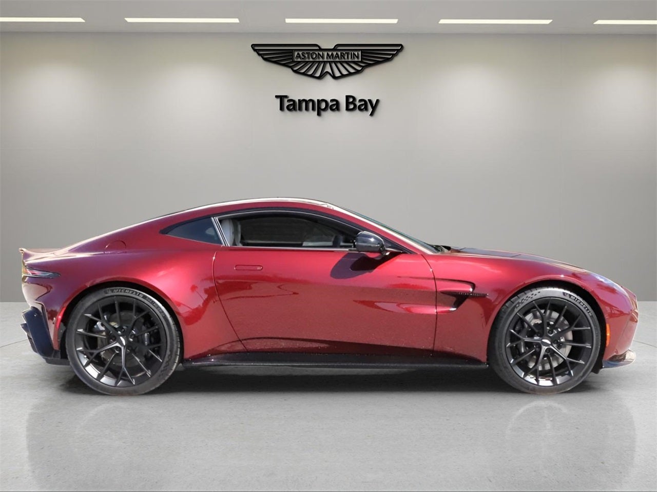 2026 Aston Martin Vantage Base