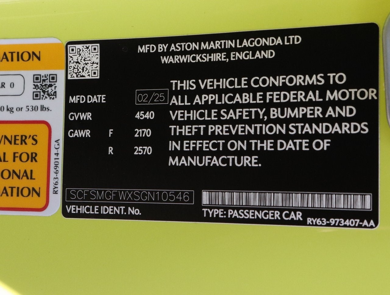 2025 Aston Martin Vantage Base