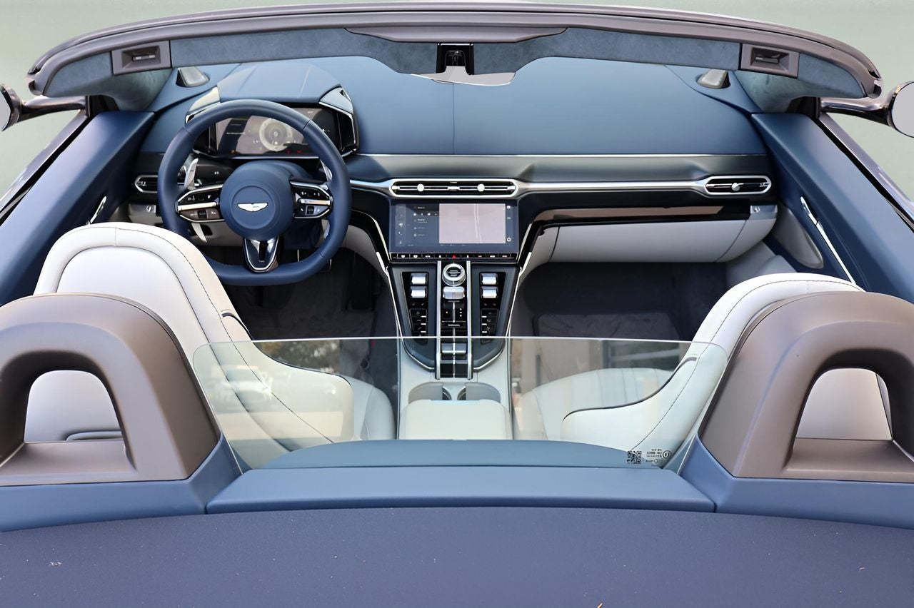 2026 Aston Martin Vantage Base