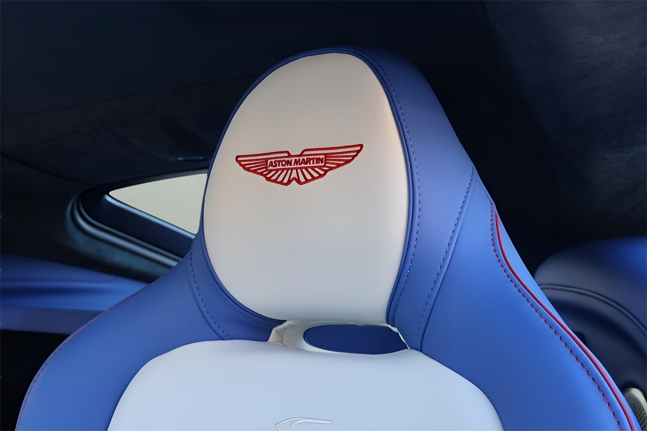 2026 Aston Martin Vantage Base