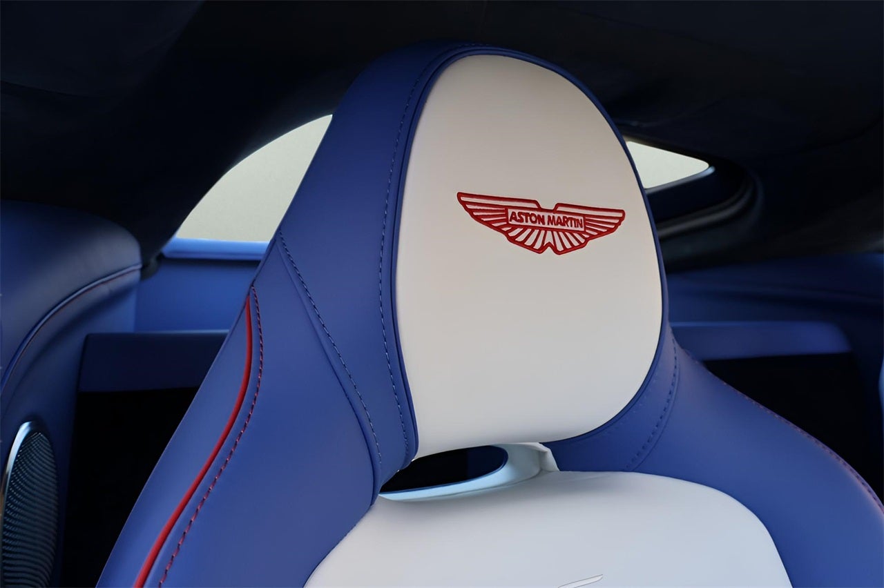 2026 Aston Martin Vantage Base