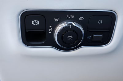 2026 Aston Martin Vantage Base