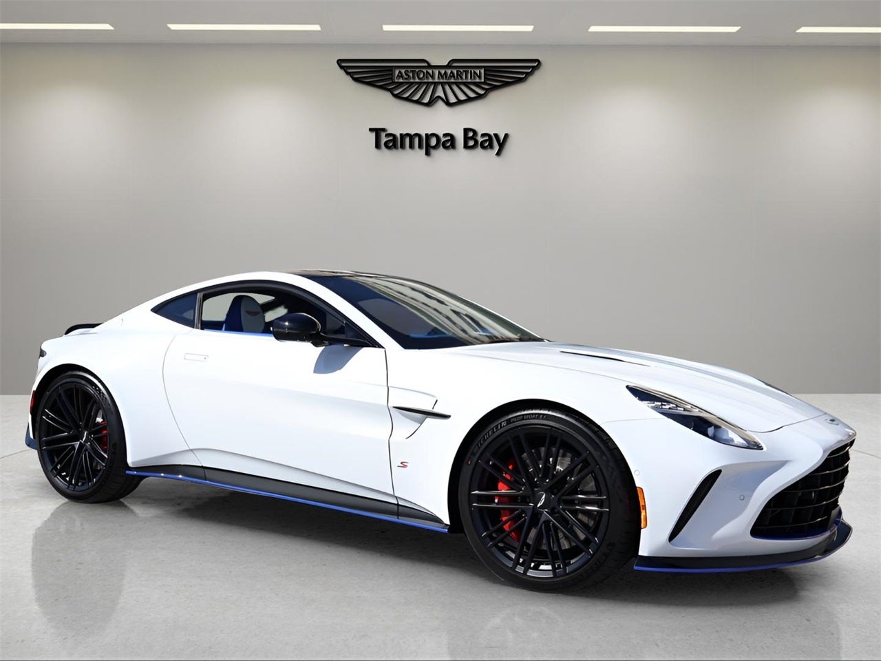 2026 Aston Martin Vantage Base