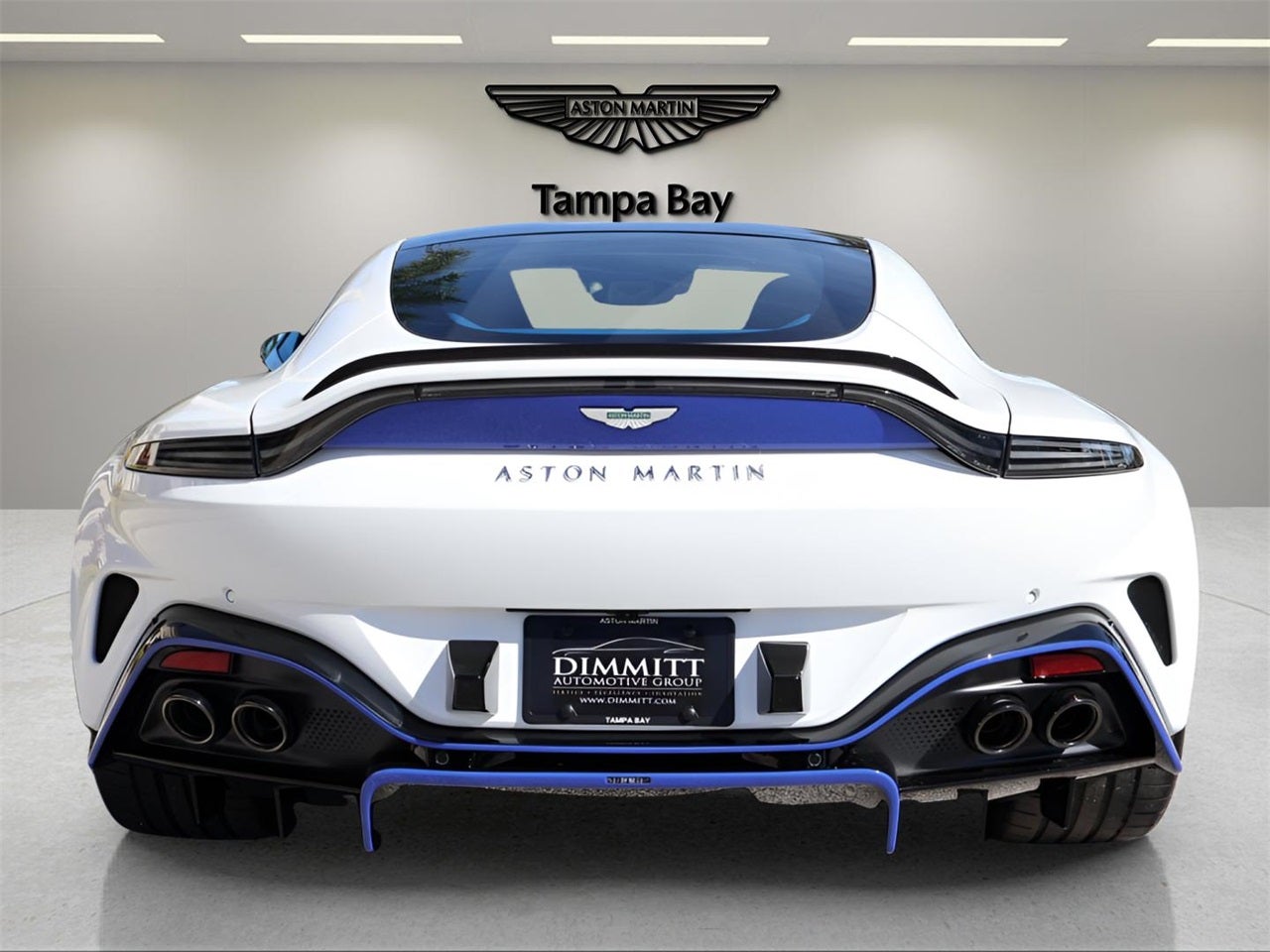 2026 Aston Martin Vantage Base