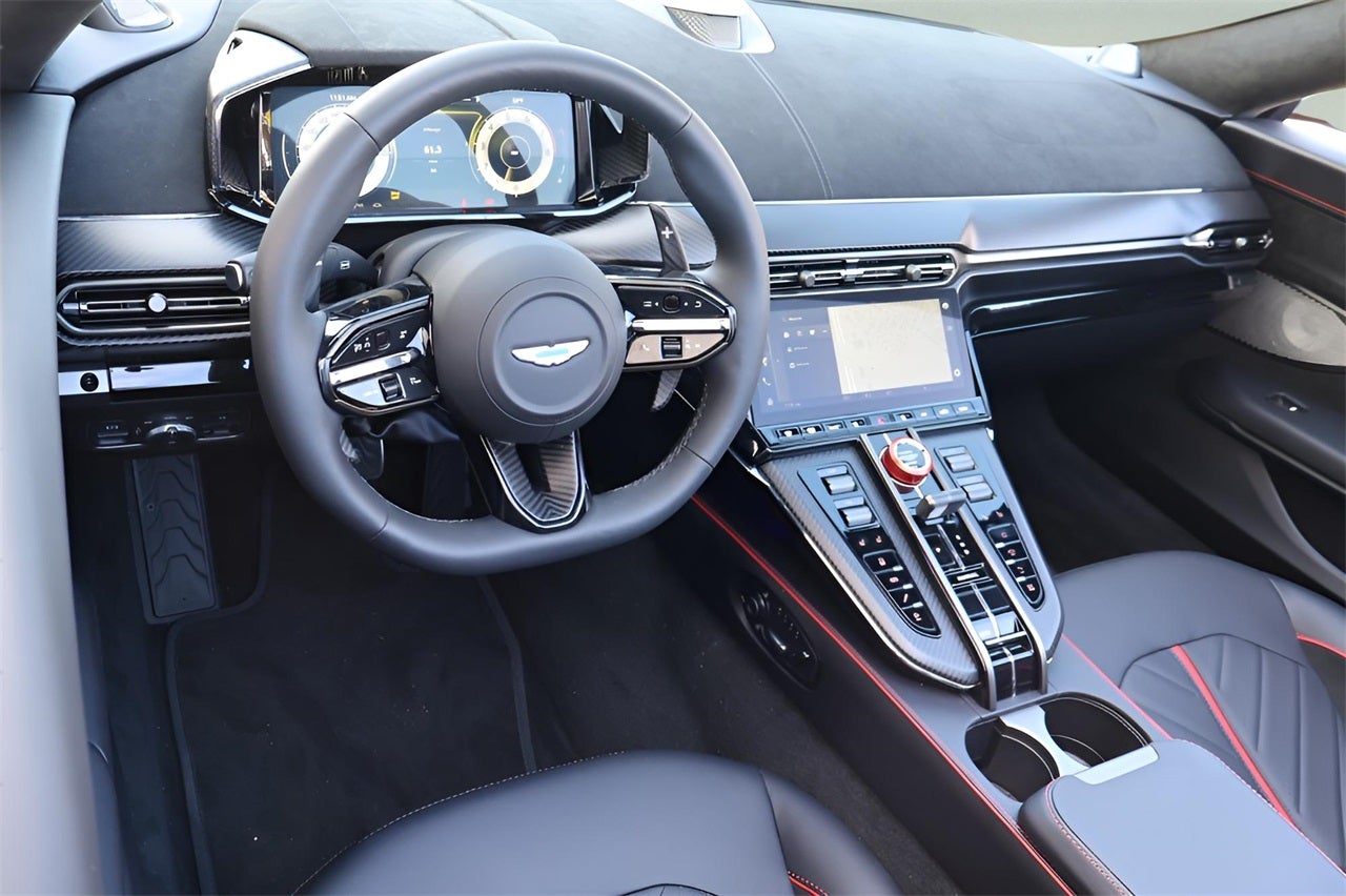 2026 Aston Martin Vantage Base