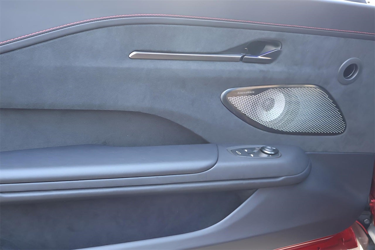 2026 Aston Martin Vantage Base