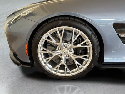 2027 Aston Martin Vanquish Base