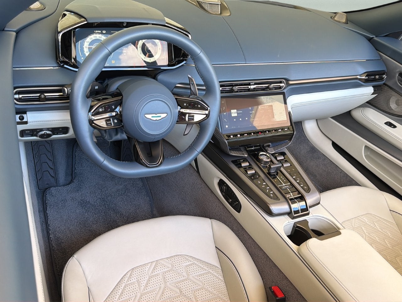 2027 Aston Martin Vanquish Base